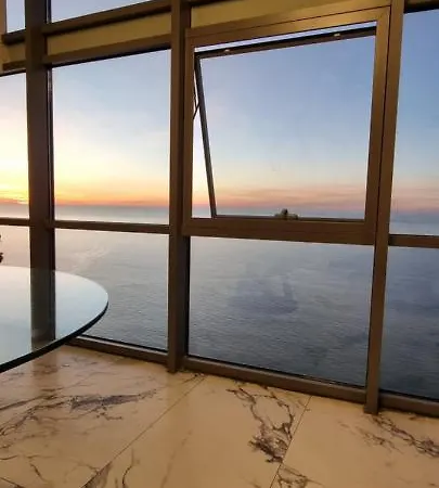 Penthouse-Panorama Apartment Batumi Exterior photo